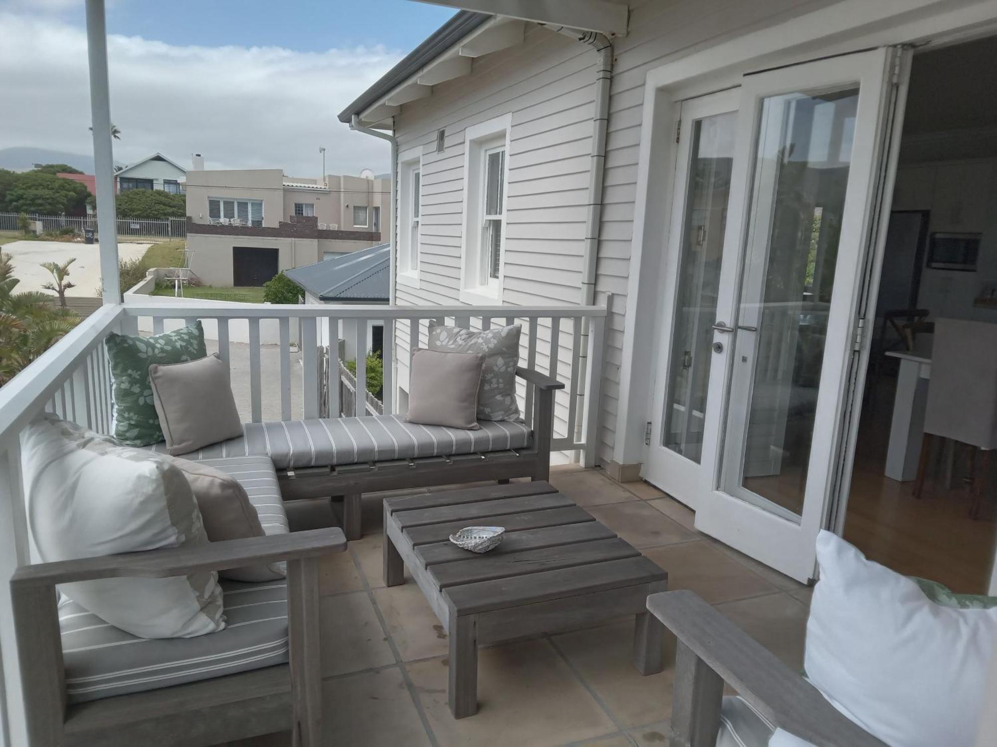 Shore'S Edge Luxury Oceanfront Home Hermanus Esterno foto