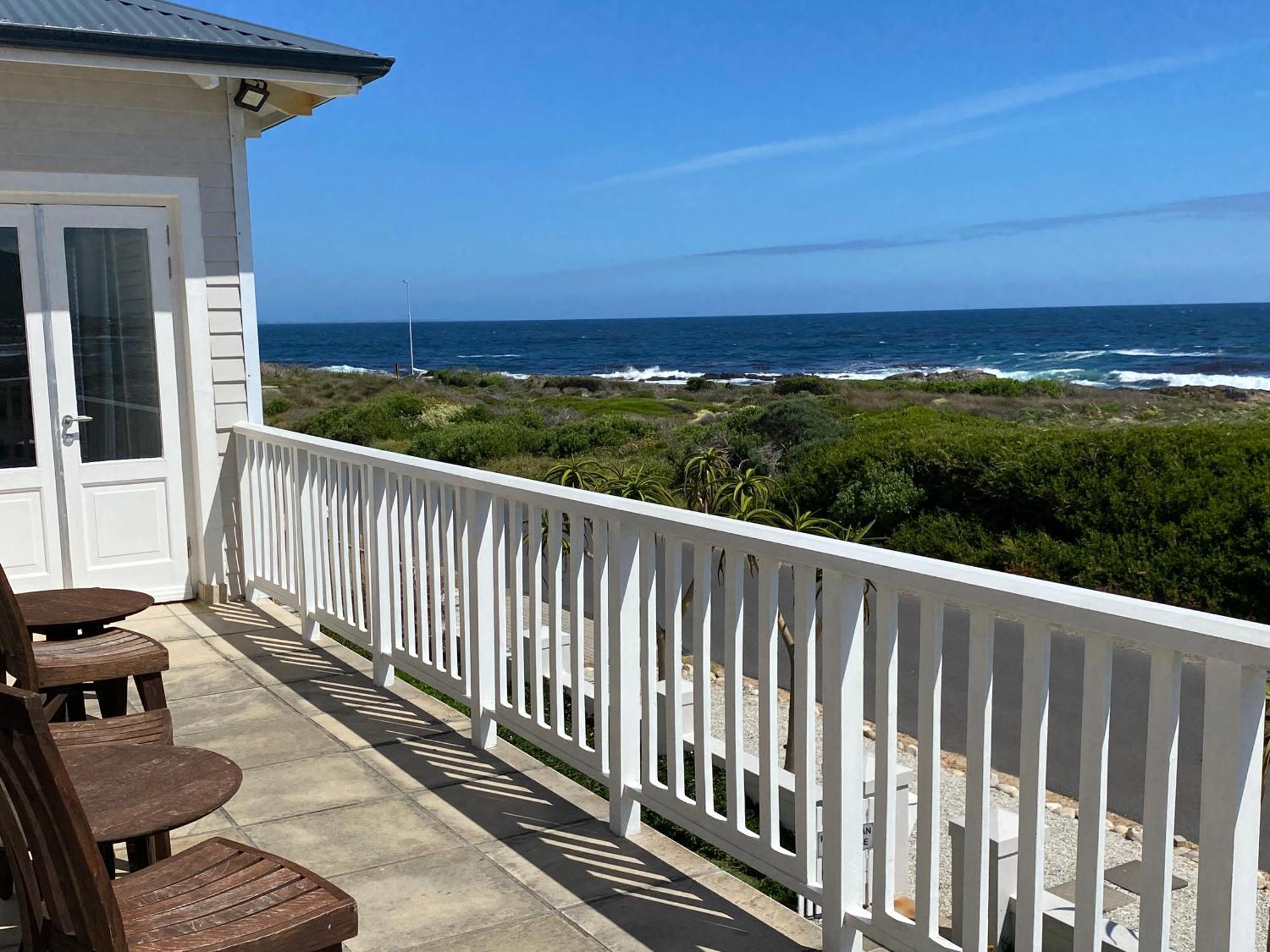 Shore'S Edge Luxury Oceanfront Home Hermanus Esterno foto